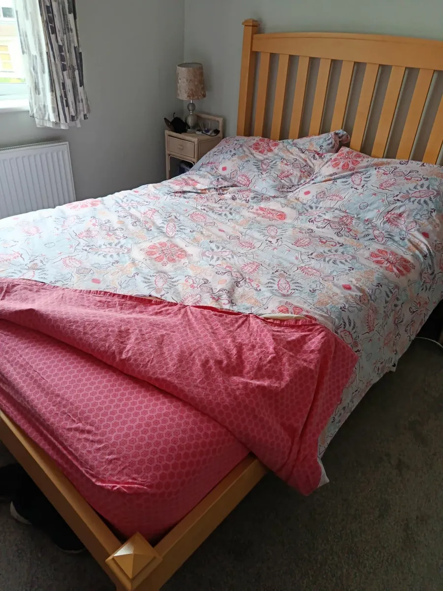 Rossmore bed frame - Image 2