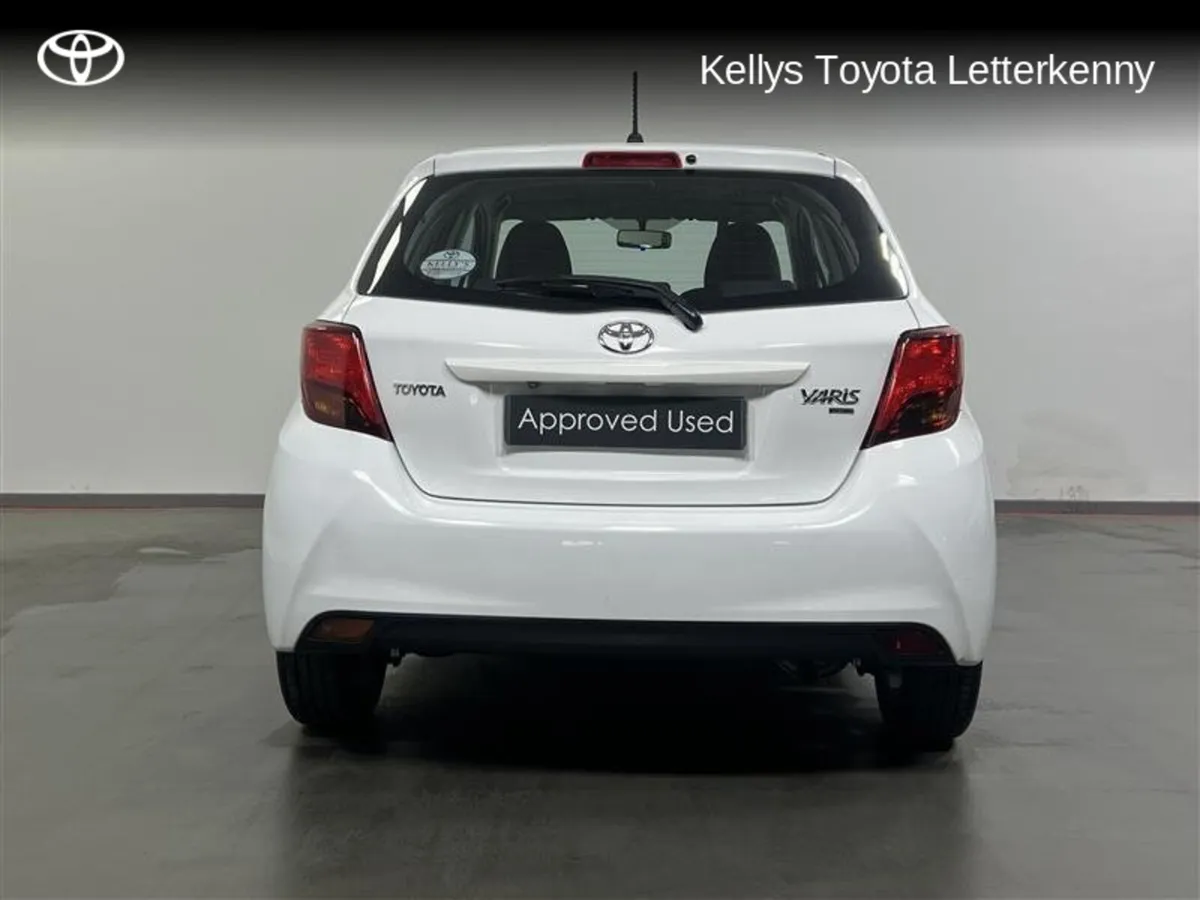 Toyota Yaris 1.0 LUNA 4DR #81 - Image 4