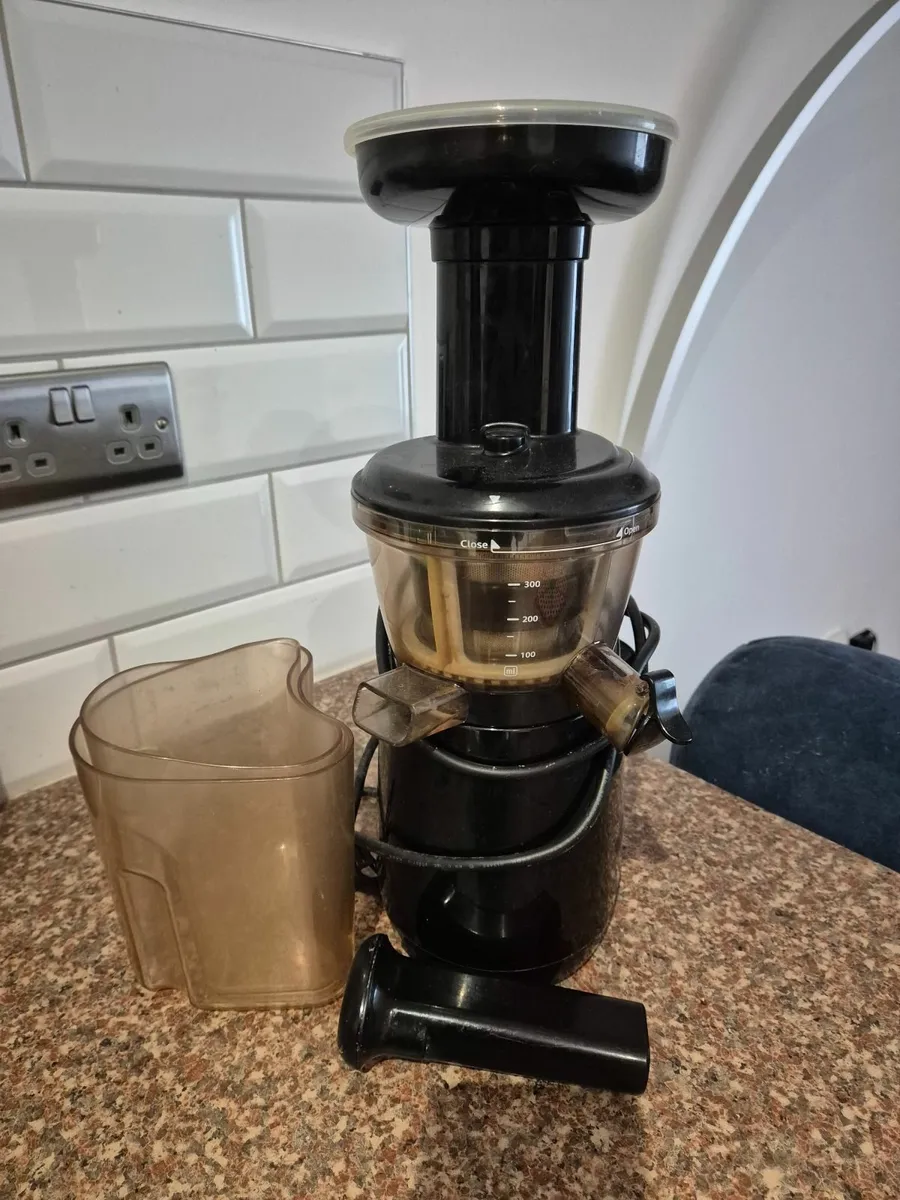 Hurom juicer