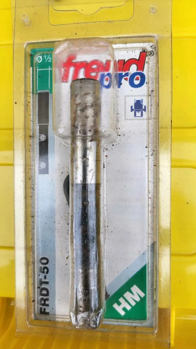 Freud Pro Router - Image 1