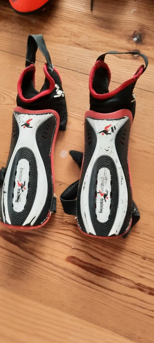 Football boots/ shin guards/hiking boots/shoes - Image 4