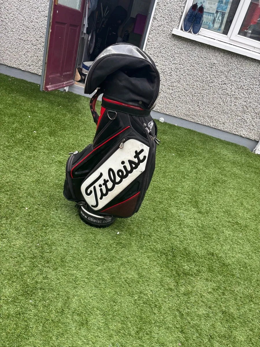 Titleist Golf Tour Bag - Image 2
