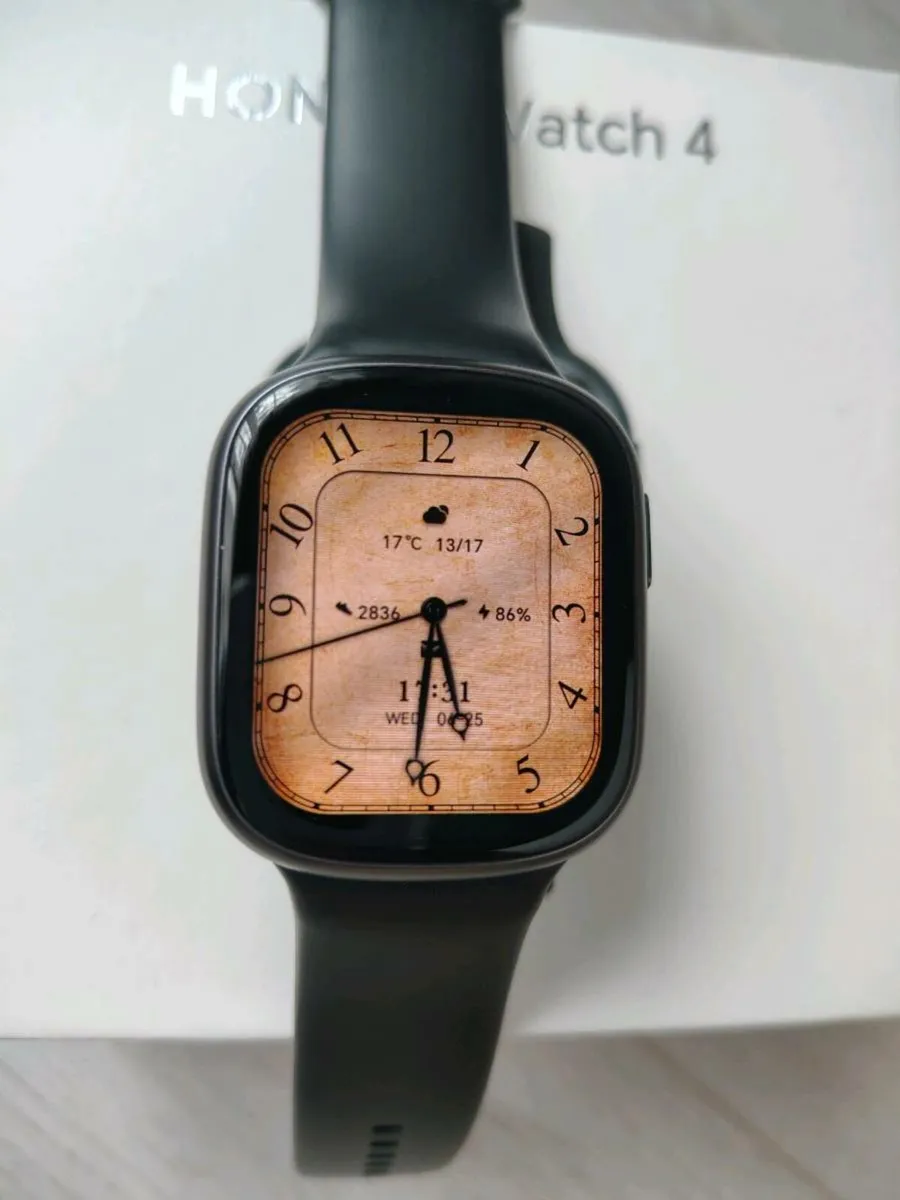 Brand new Smartwatch HONOR Watch 4 - Image 2