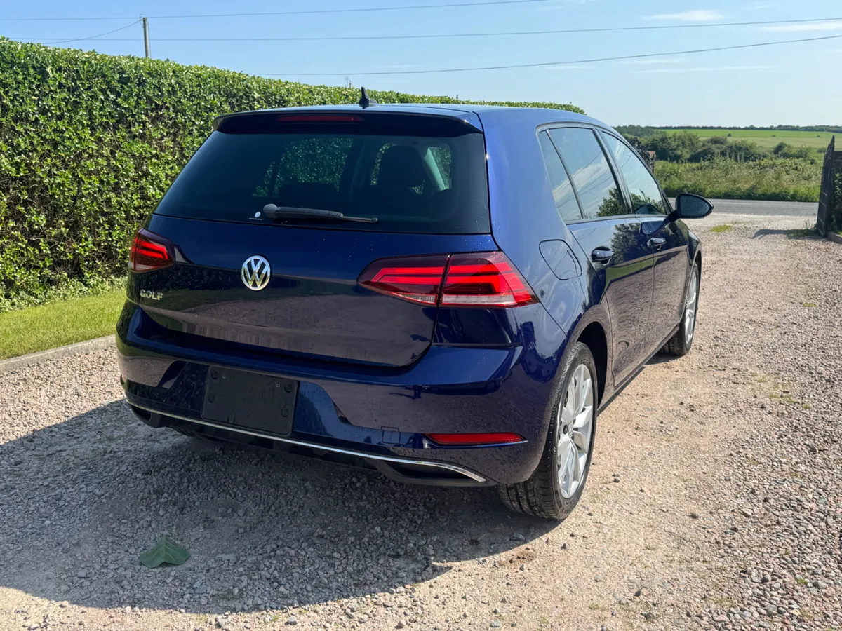 191 Volkswagen Golf Comfortline DSG - Image 4