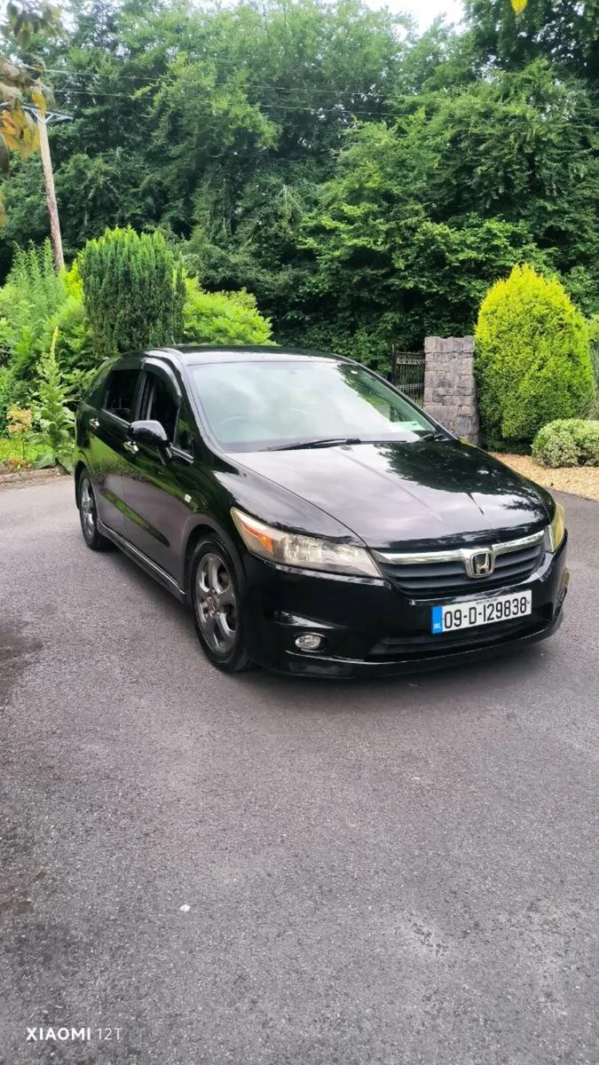 Honda stream RSZ NCT 01/26 automatic 7 seater - Image 1