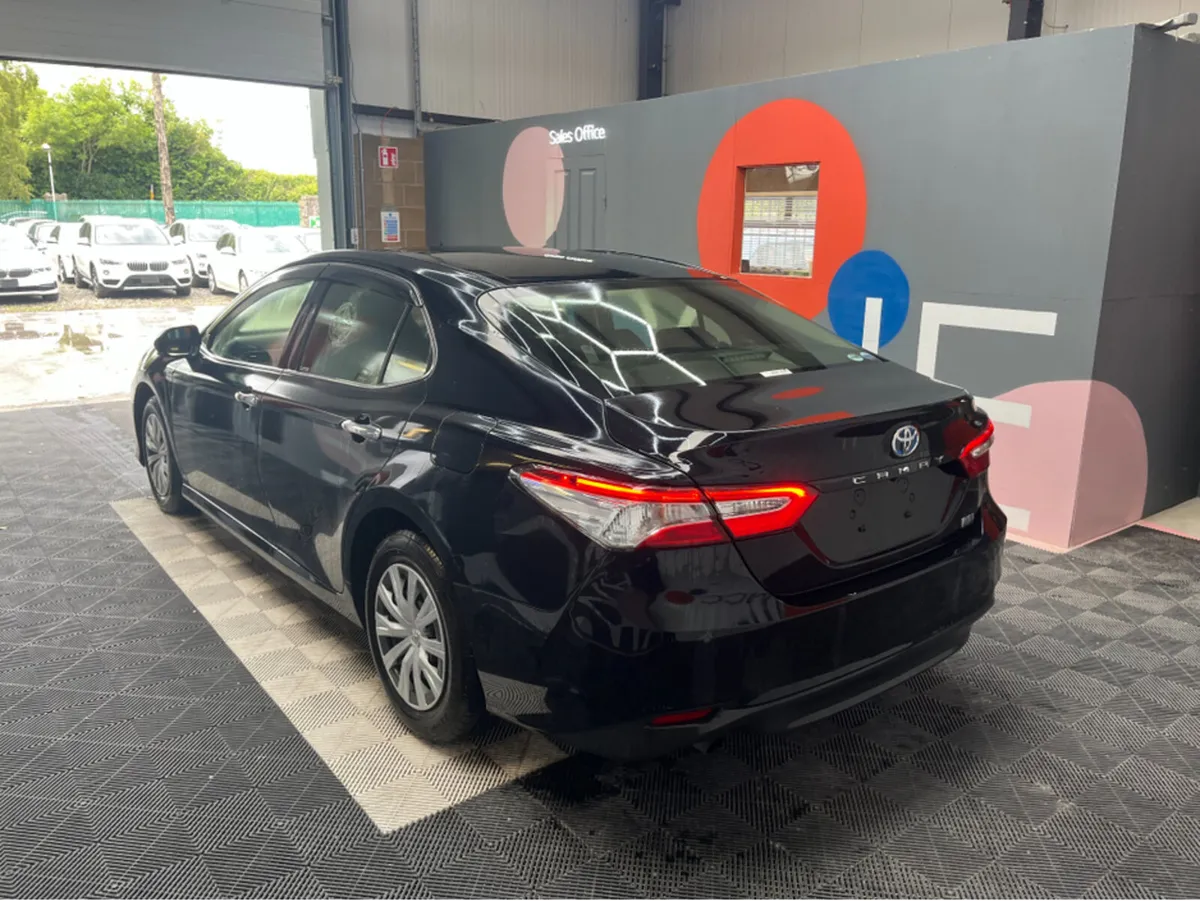 Toyota Camry CAMRY 2.5 HYBRID / 57k KMs - Image 4