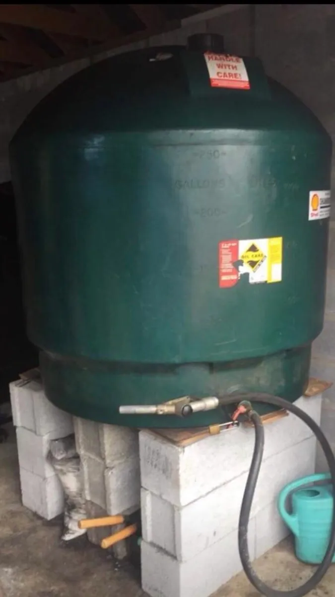 Oil tank - Image 4
