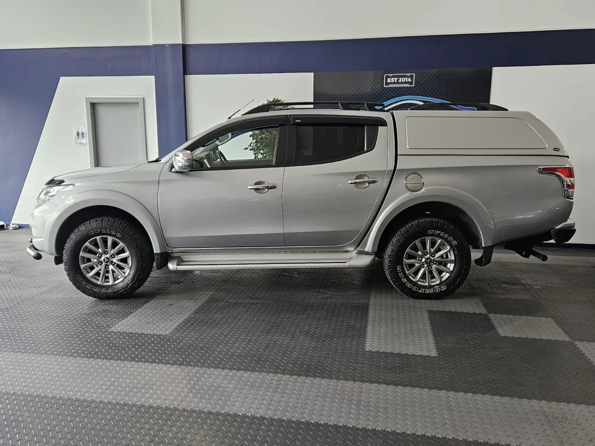 18 MITSUBISHI L200 BARBARIAN AUTO - Image 3