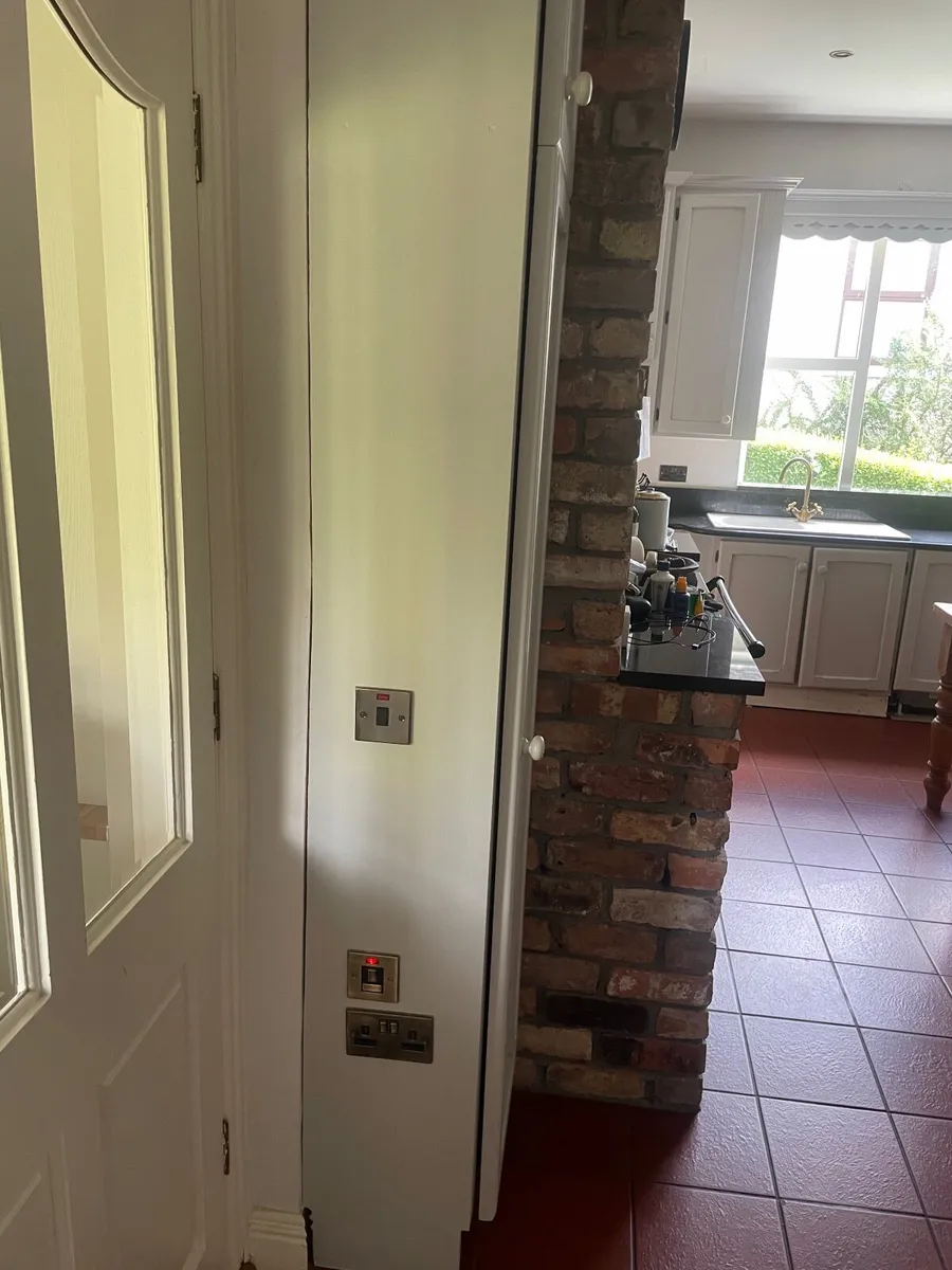 Kitchen unit - Image 1
