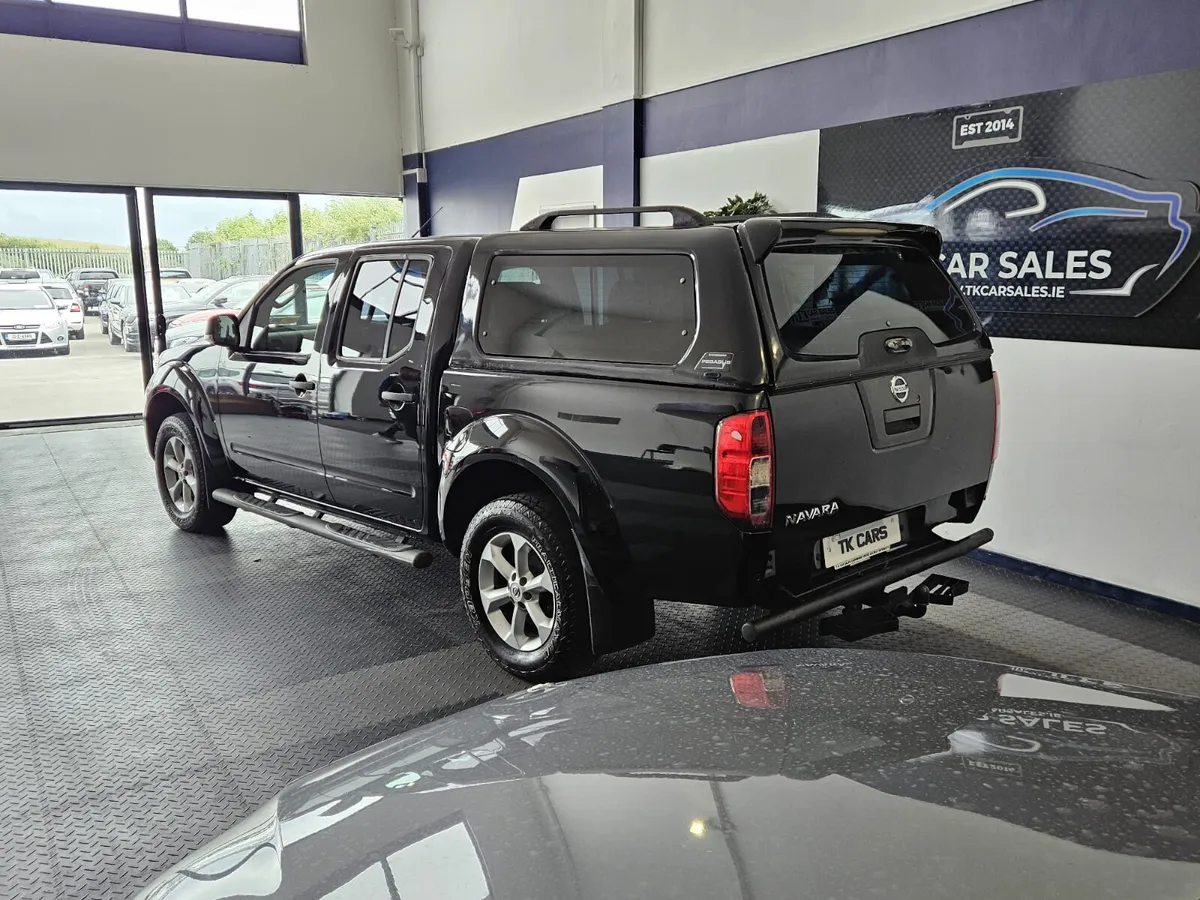 14 NISSAN NAVARA VISIA EDITION CREW-CAB - Image 2