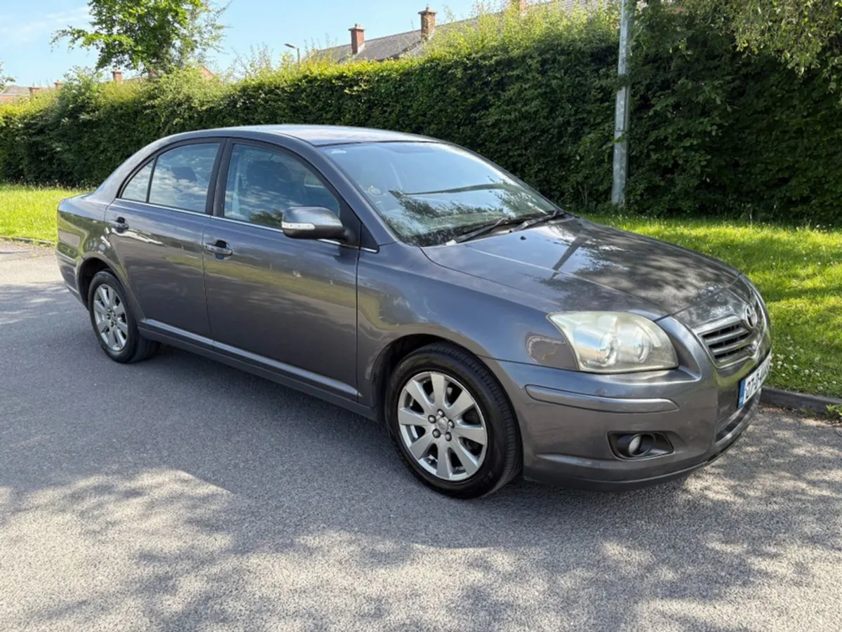 Toyota Avensis RC 1.6 Strata - Image 1