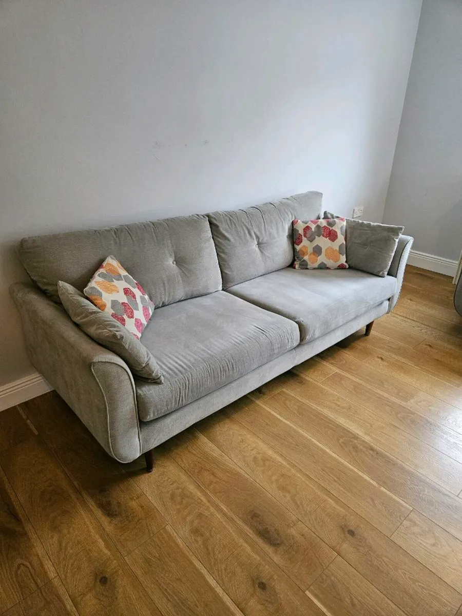 Suite of furniture - Image 4