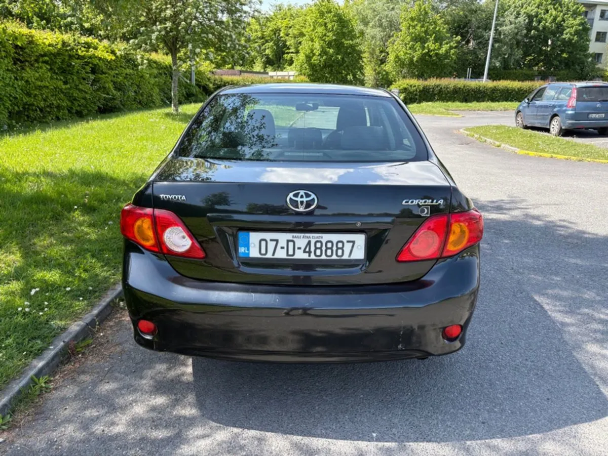 Toyota Corolla 1.4 Luna CBU NG - Image 3