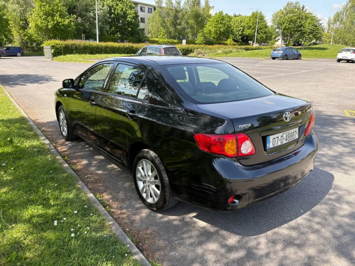 Toyota Corolla 1.4 Luna CBU NG - Image 4