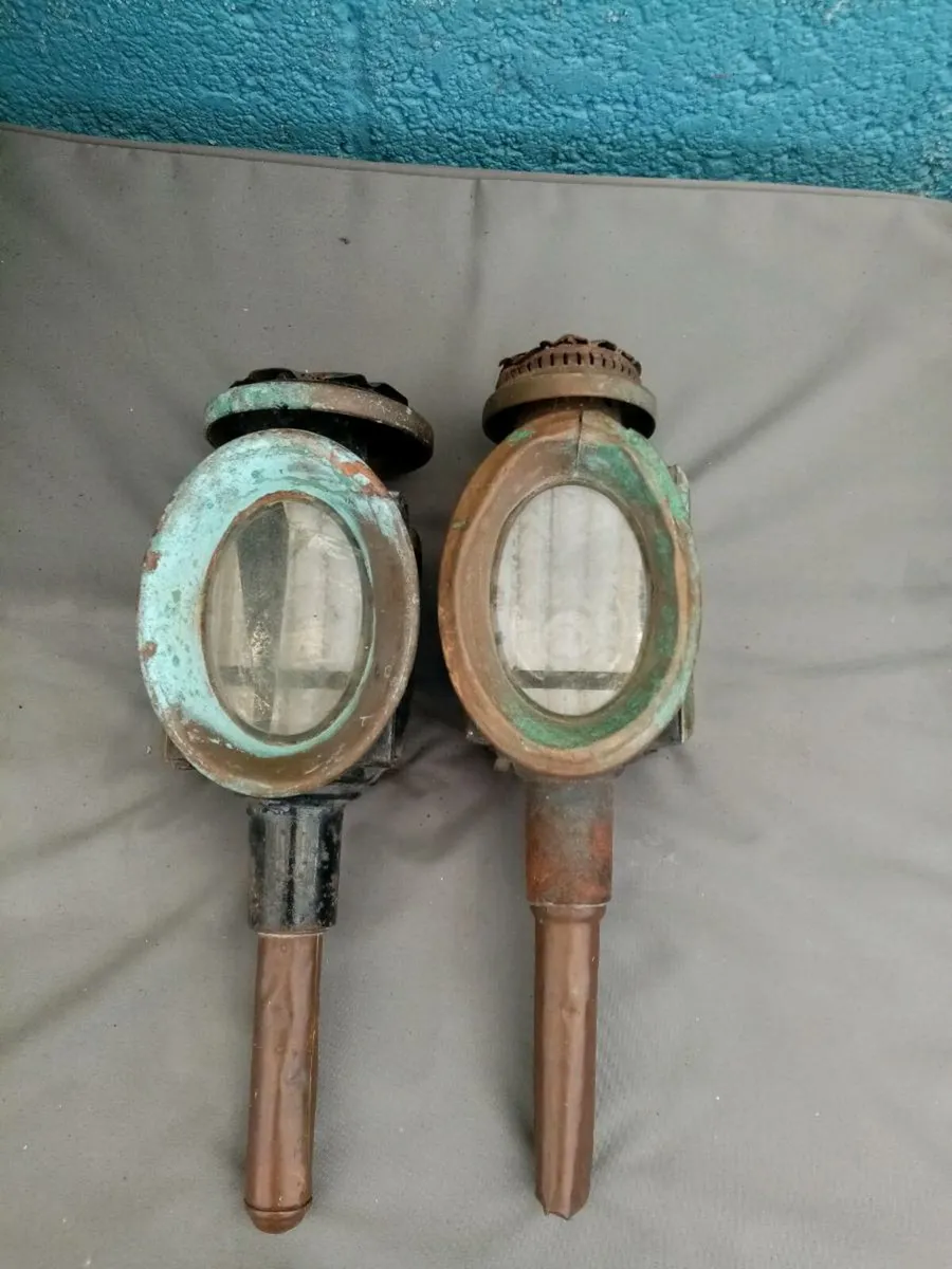 2 Antique Carriage Lamps Large - Image 4