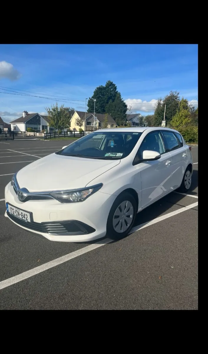 Toyota Auris 2017 - Image 1