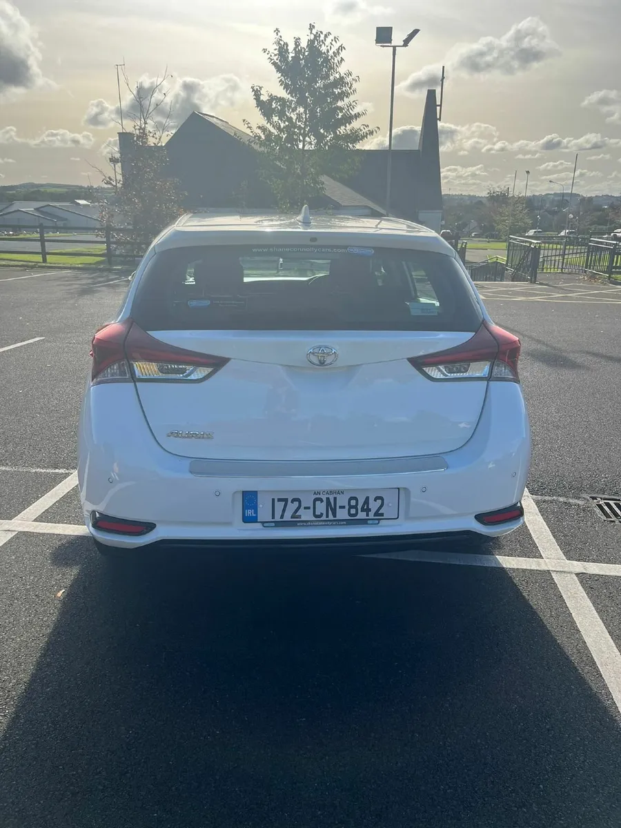 Toyota Auris 2017 - Image 4