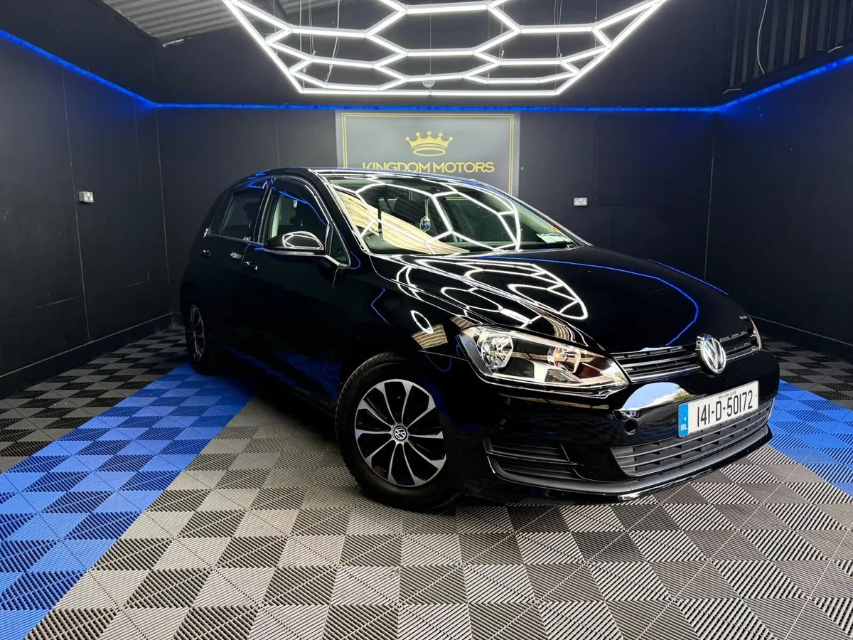Volkswagen Golf 2014,1.2 manual - Image 1