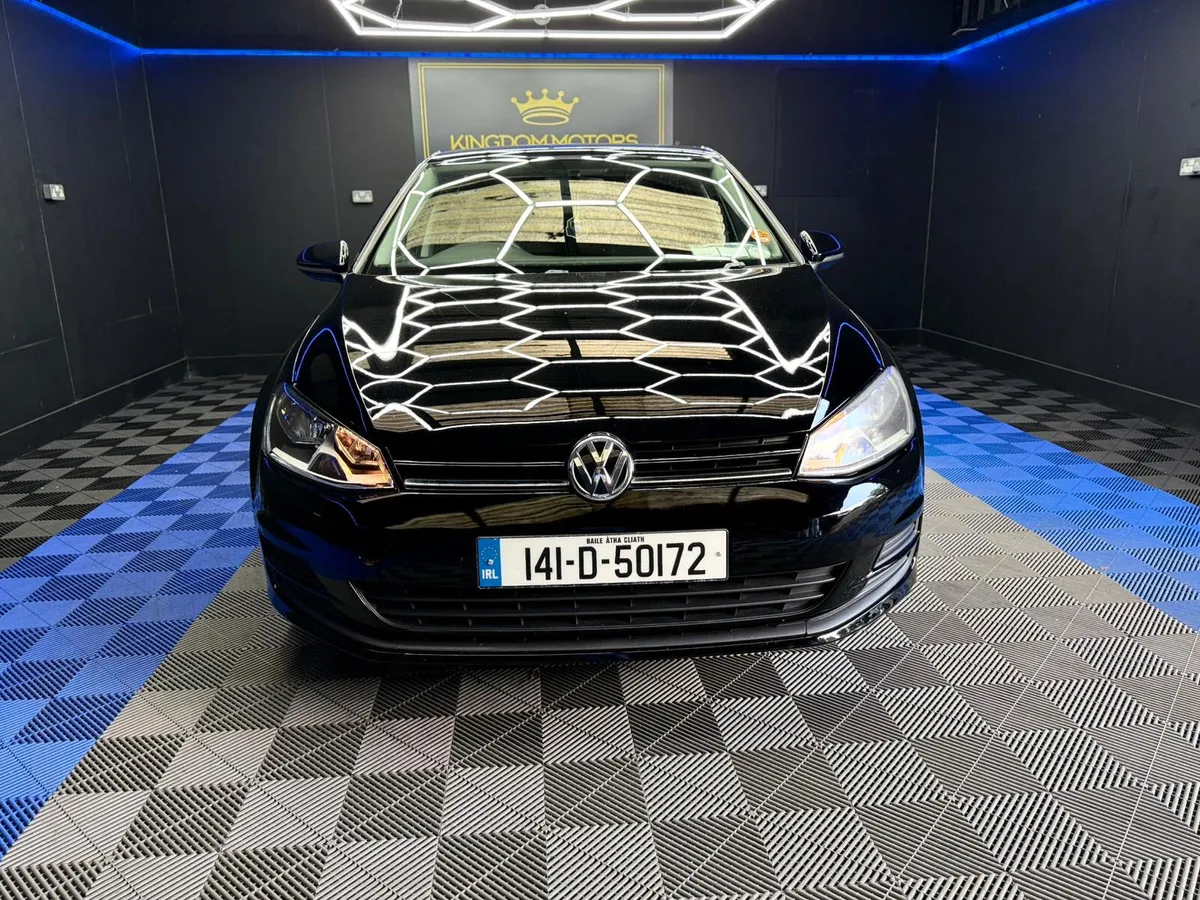 Volkswagen Golf 2014,1.2 manual - Image 4