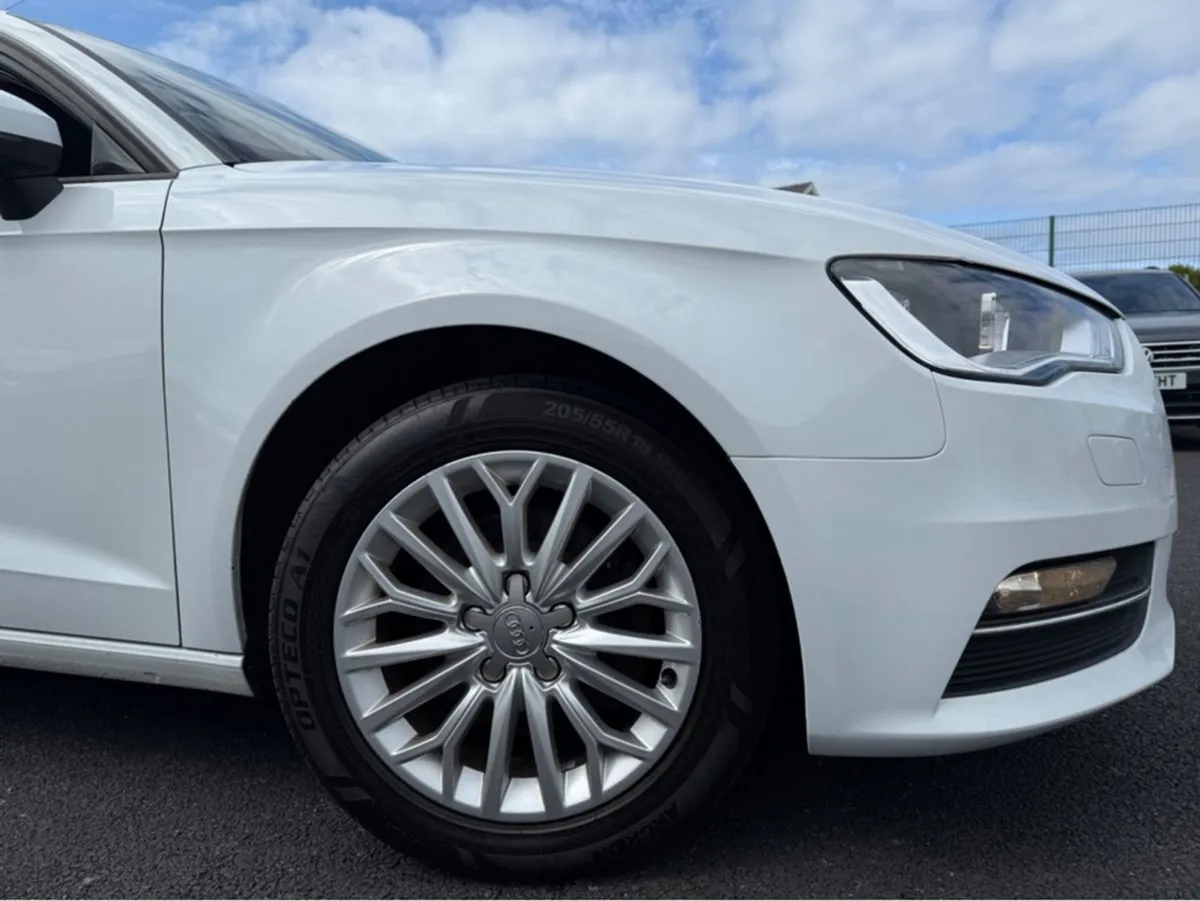 Audi A3 1.6 TDI SE Technik 110PS 5DR - Image 4