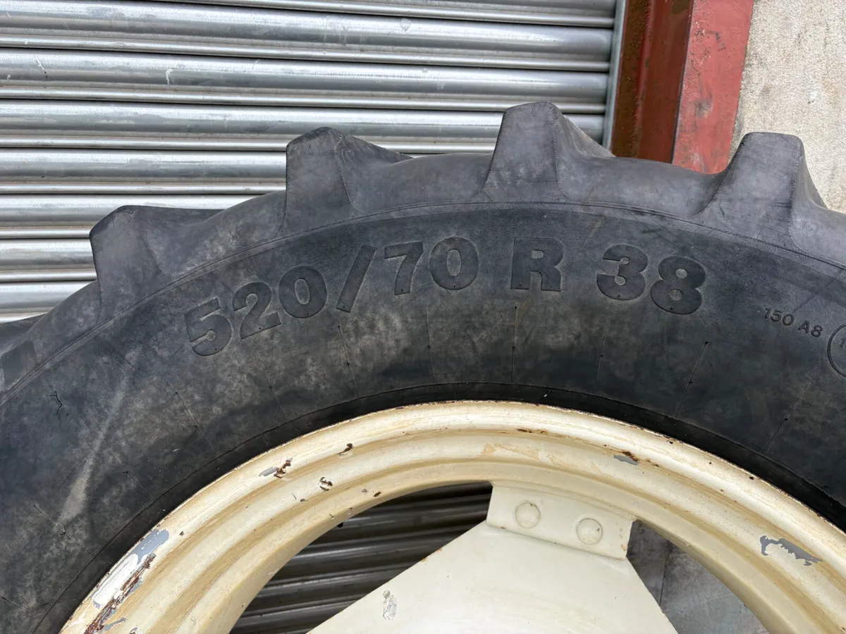 520/70/38 new Holland wheels - Image 2