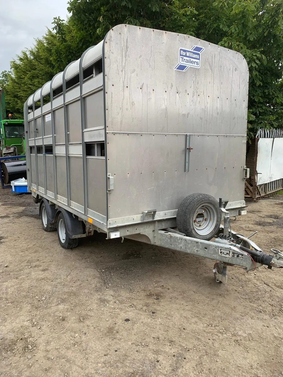 Ifor Williams 12ft cattle trailer demountable - Image 1