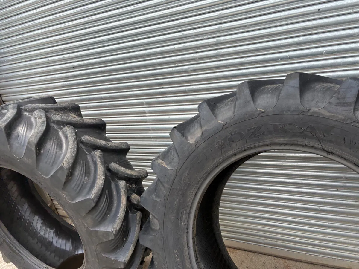 520/70/38 tyres - Image 3