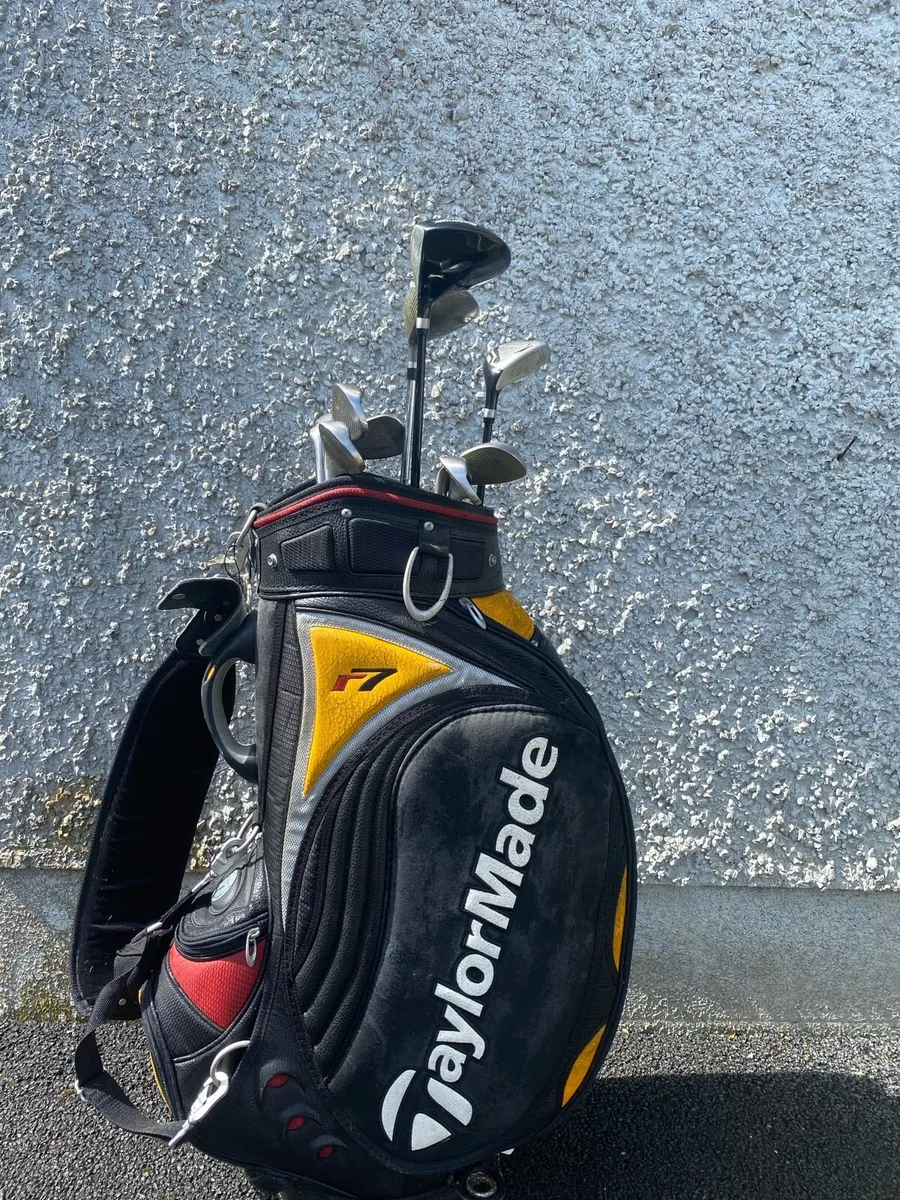 Taylormade Black Tour Bag - Image 2
