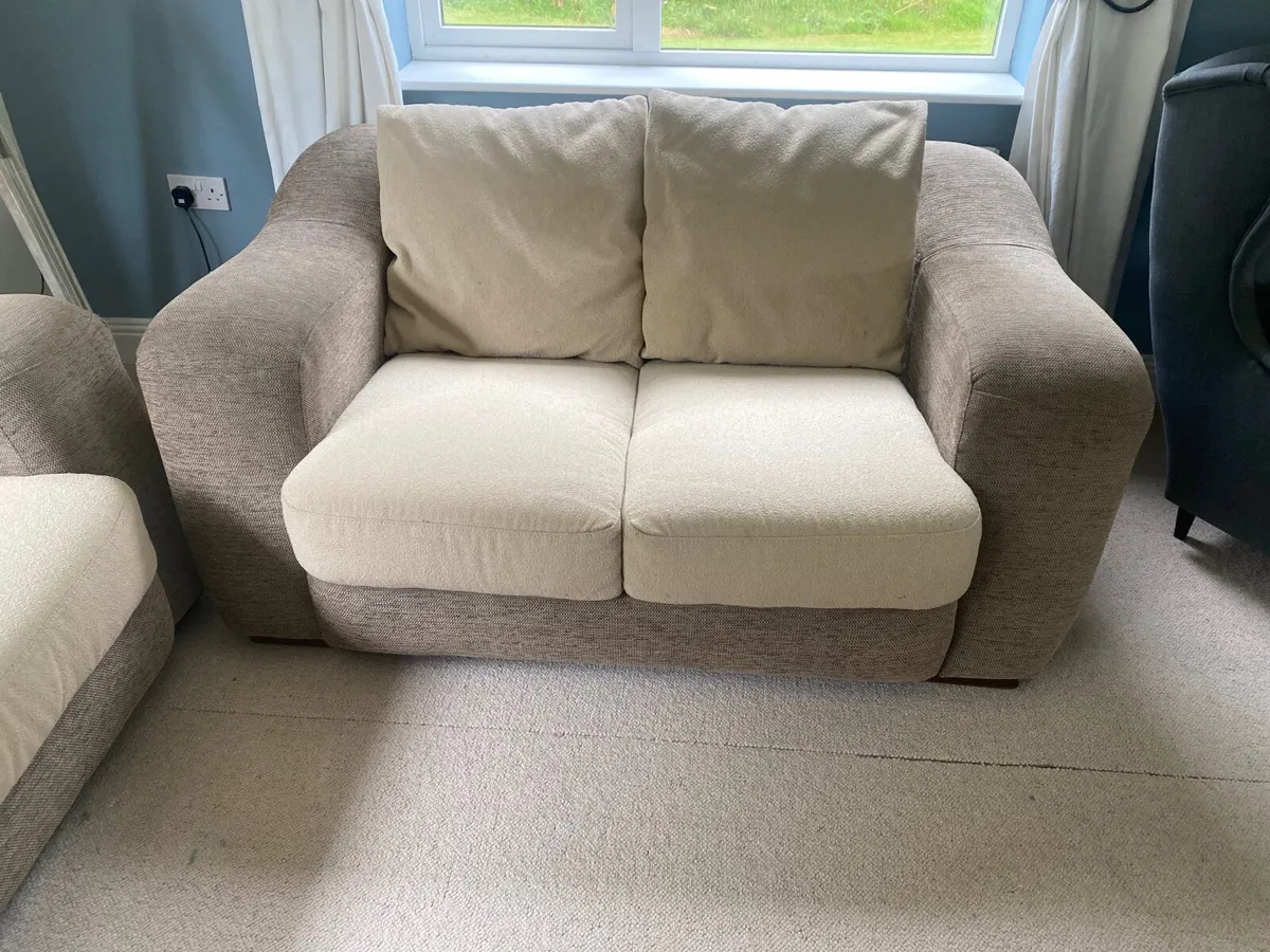 Couch - Image 3