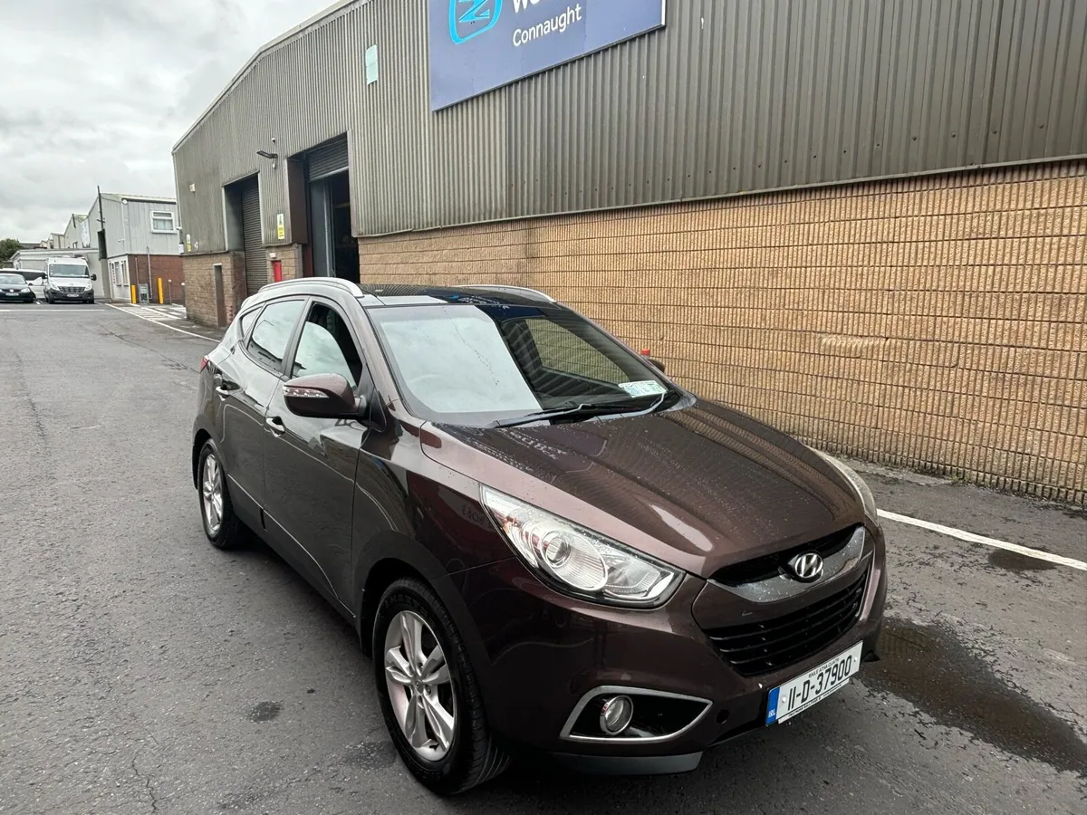 11 Hyundai ix35 - Image 1