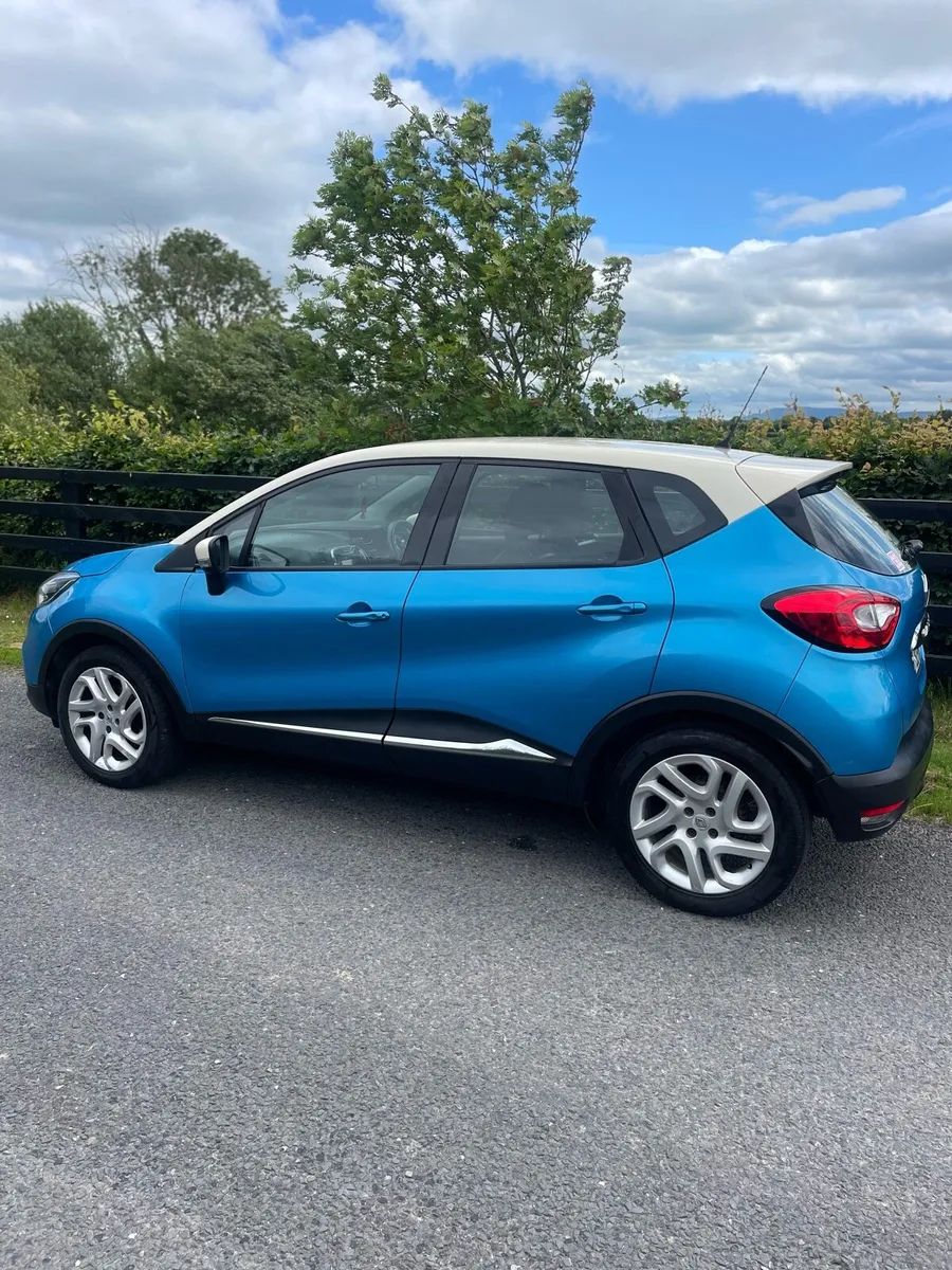 2015 Renault captur 1.5 Tdci Diesel - Image 2
