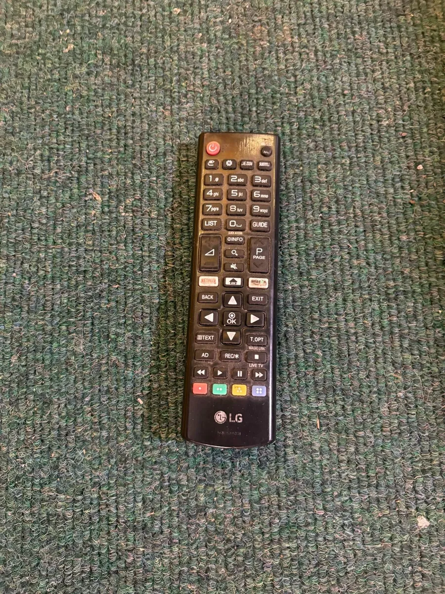LG 42LN578V 32" inch TV -  FREE - Image 3