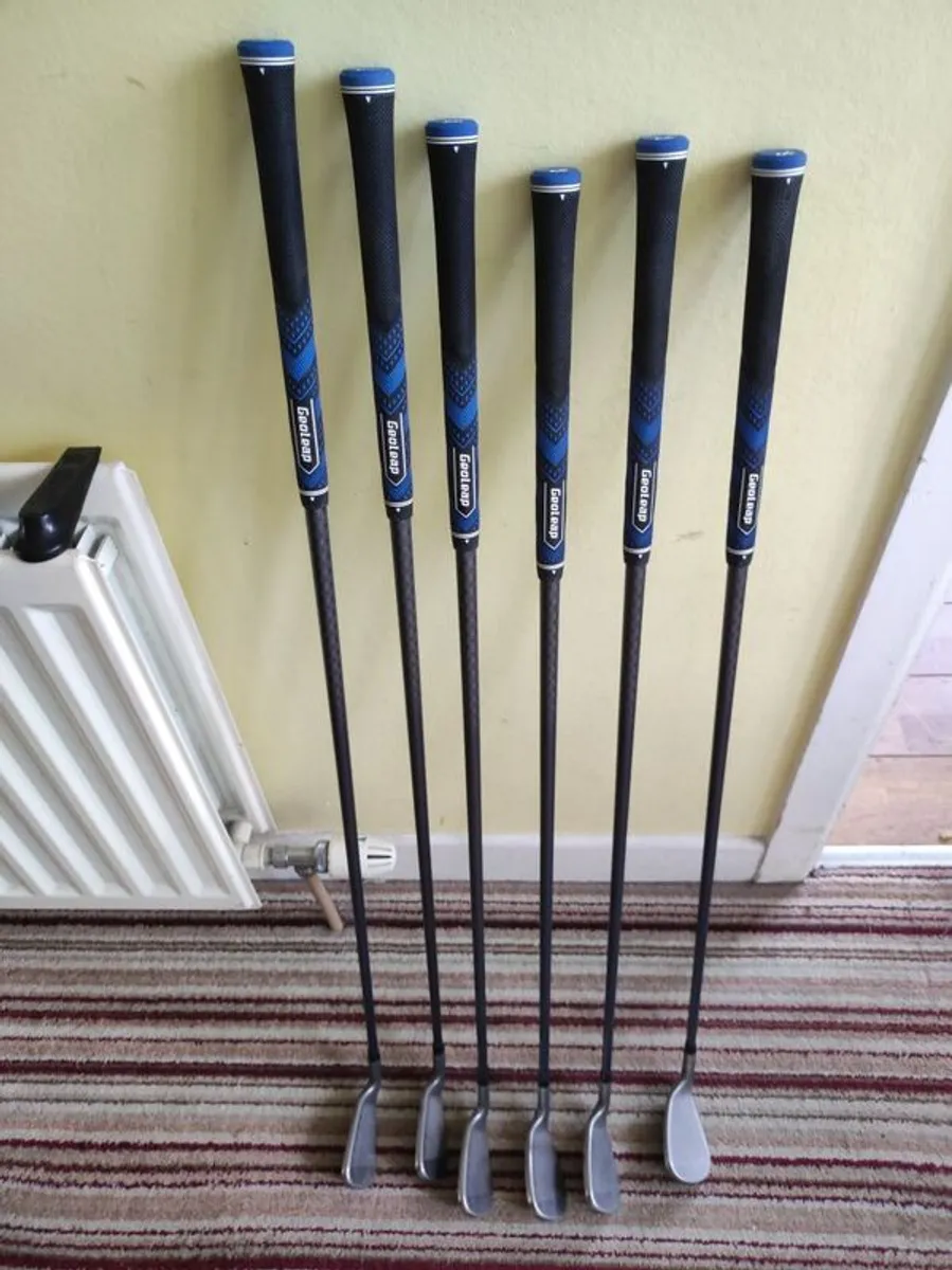 Ping G Max Graphite Irons. 6 to Wedge and Ping G30  3 Wood SR shaft - Image 1