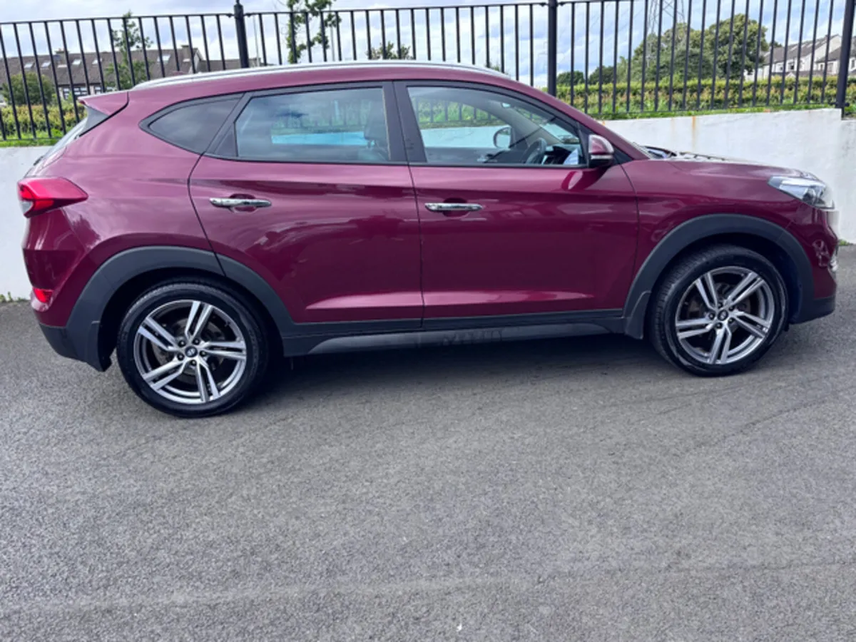 HYUNDAI TUCSON EXECUTIVE DIESEL // CREAM LEATHER - Image 3