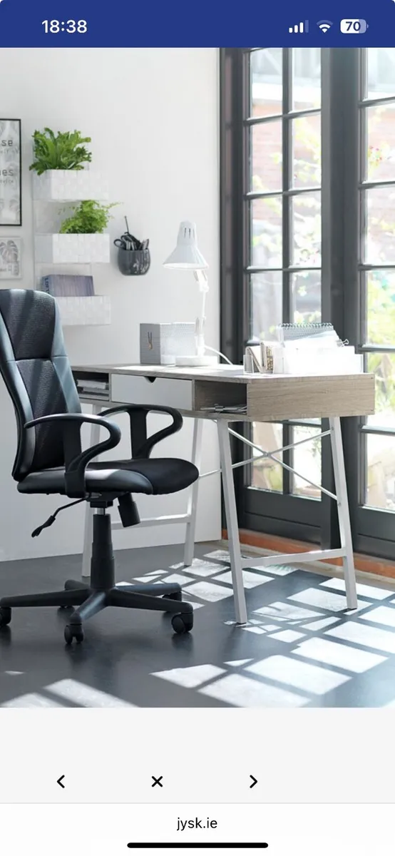Desk - Image 1