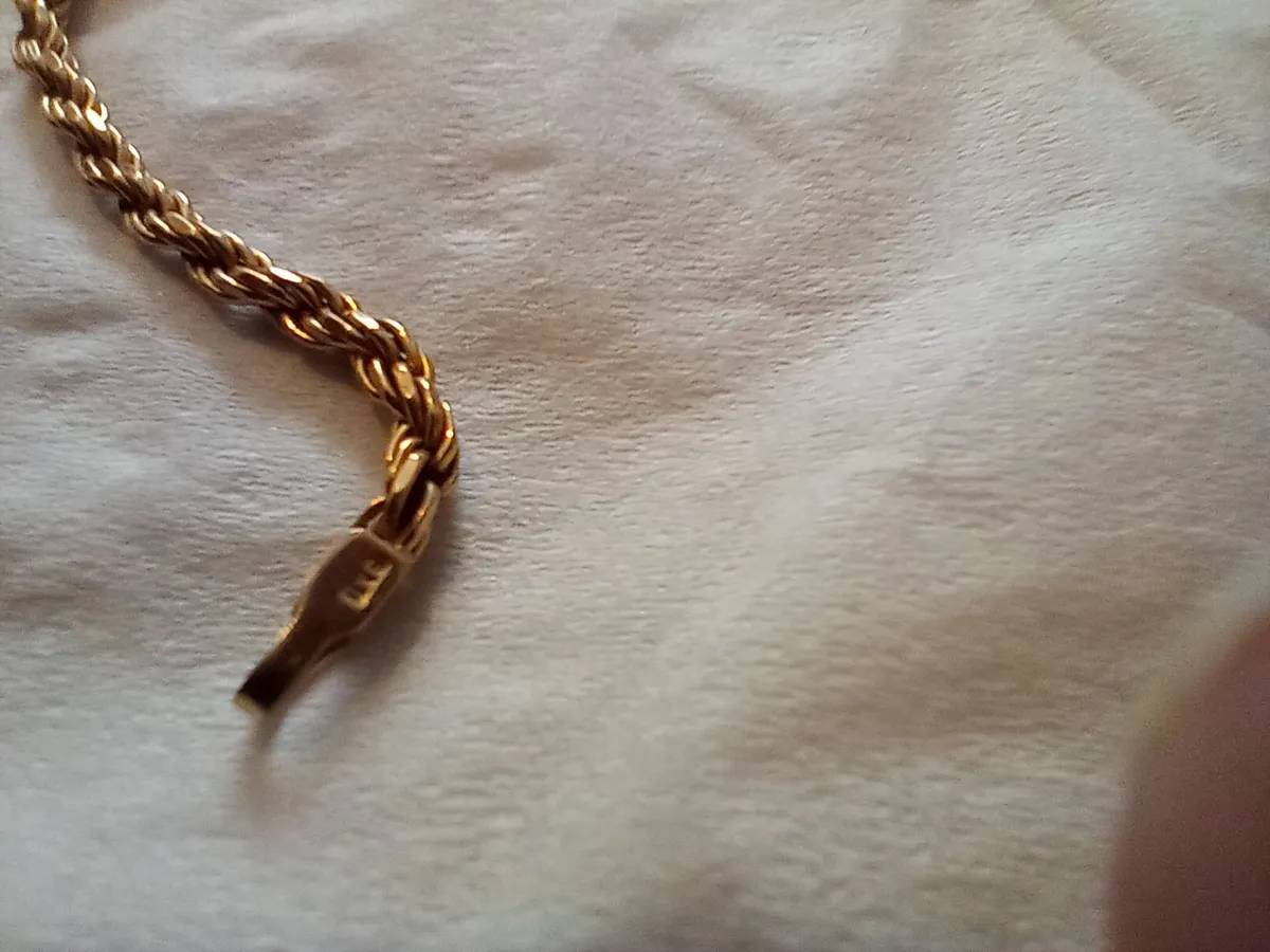 9 CT solid yellow gold choker necklace 16 inch - Image 3