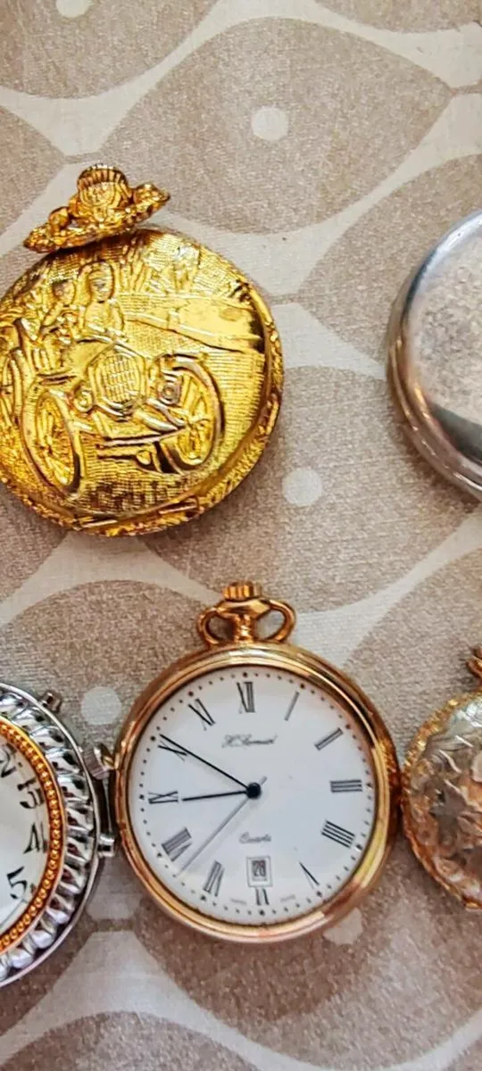 8 vintage and retro pocket watches for repair - Image 4