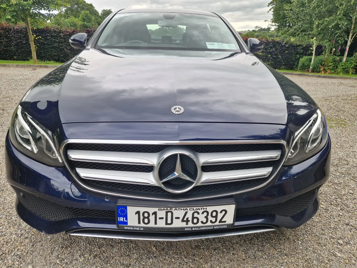 Mercedes E-Class, AUTO ,LOW KMS , WARRANTY ,SUPERB - Image 2