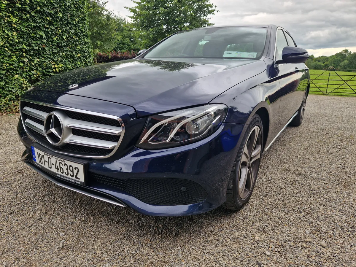 Mercedes E-Class, AUTO ,LOW KMS , WARRANTY ,SUPERB - Image 1