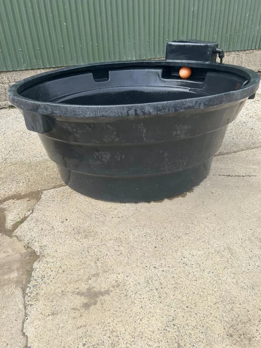 JFC water troughs - Image 4