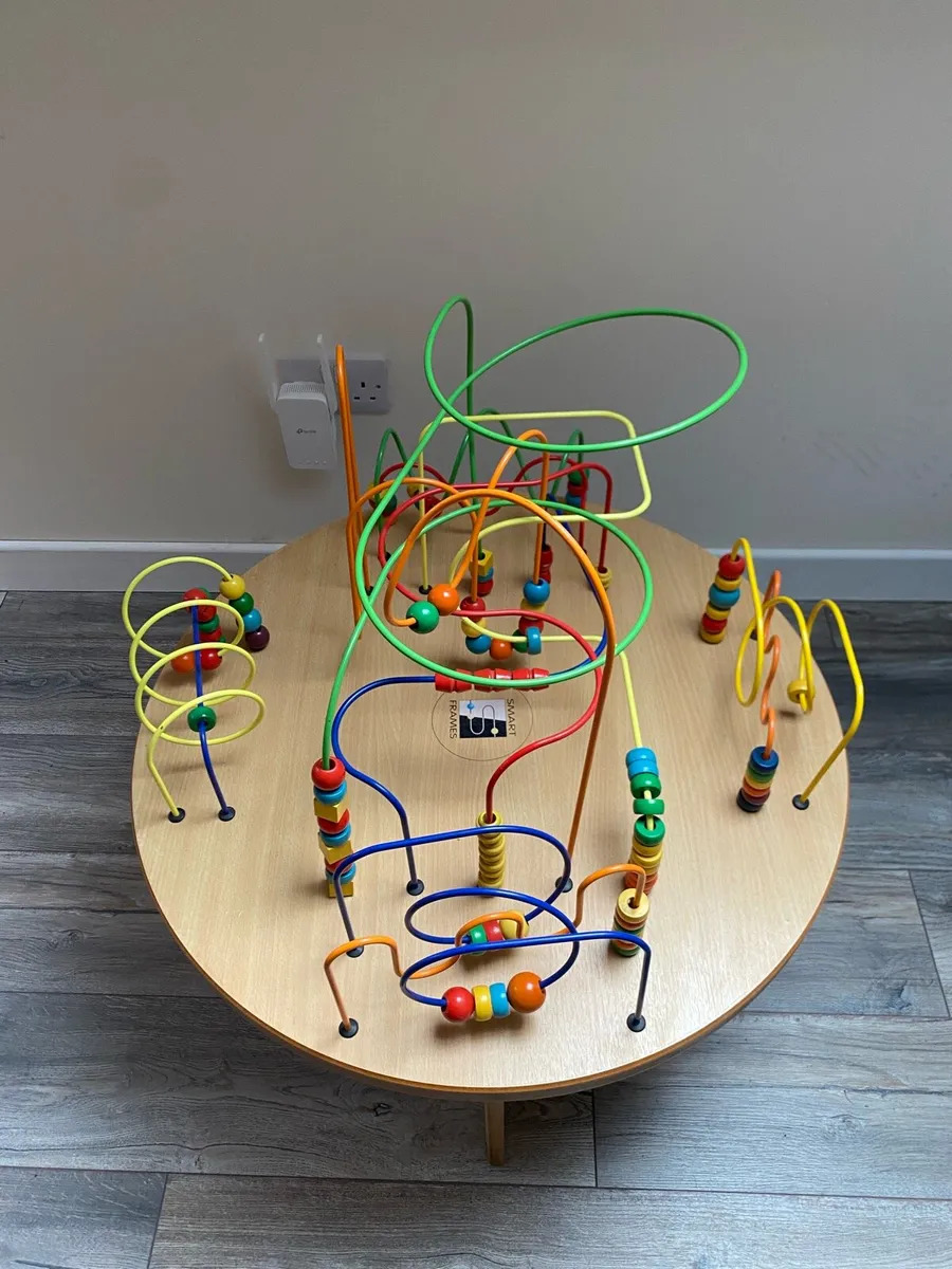 Kids activity table - Image 2