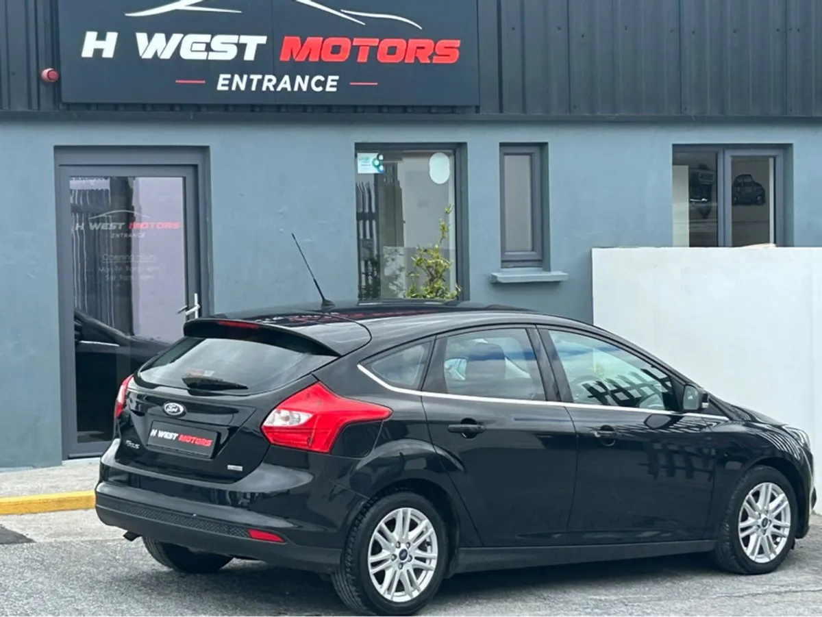 Ford Focus 1.6 Tdci Titanium Econet Econetic 103B - Image 2
