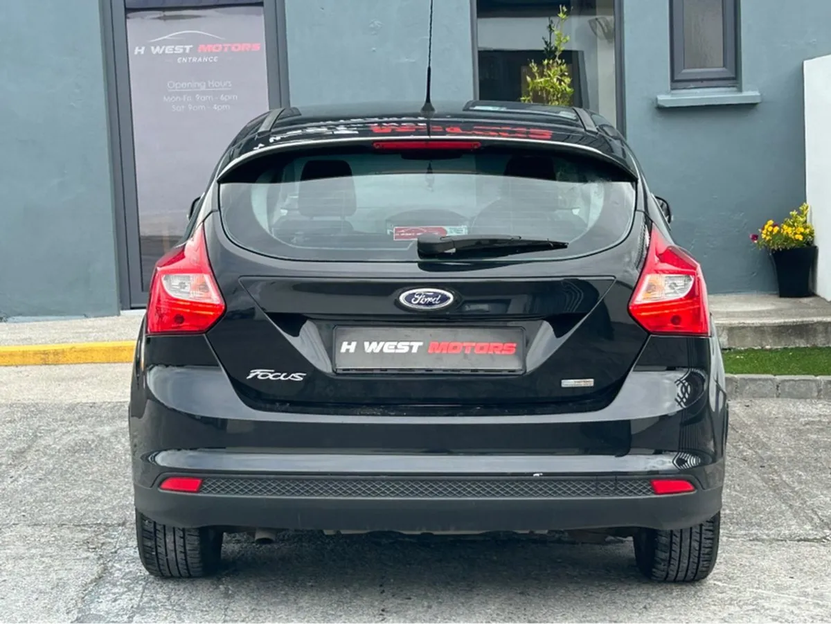 Ford Focus 1.6 Tdci Titanium Econet Econetic 103B - Image 4