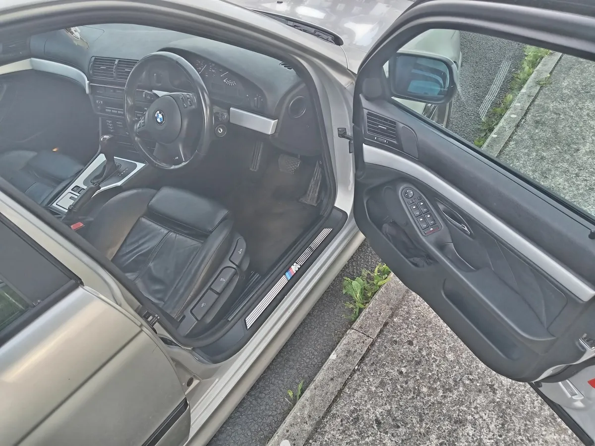 BMW 5-Series 2002 e39 - Image 4