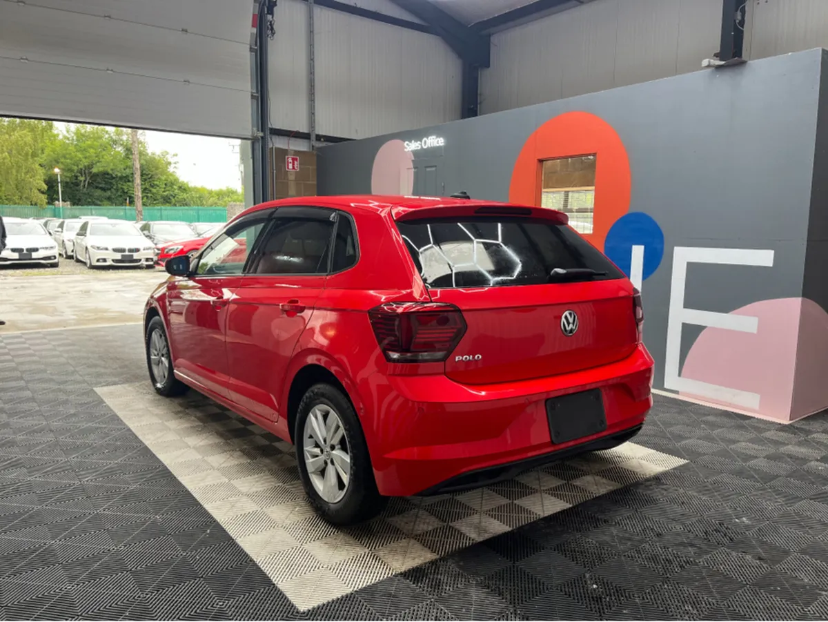 Volkswagen Polo POLO AUTOMATIC 1.0 TSI COMFORT LIN - Image 4
