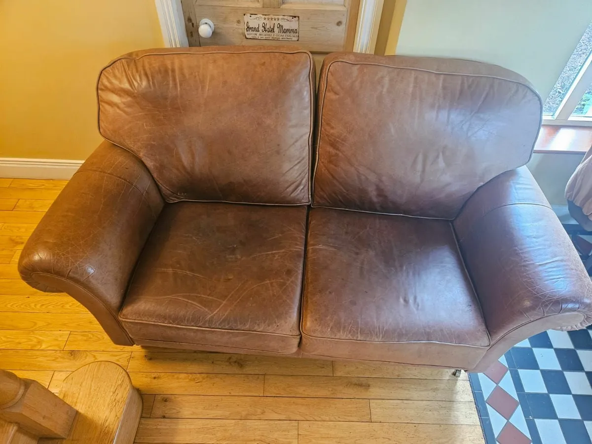 Couch - Image 3