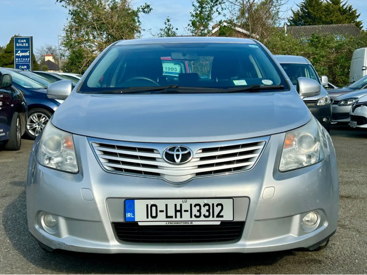 Toyota Avensis 2.0 D-4D TR 4DR OVERMOUNT - Image 3