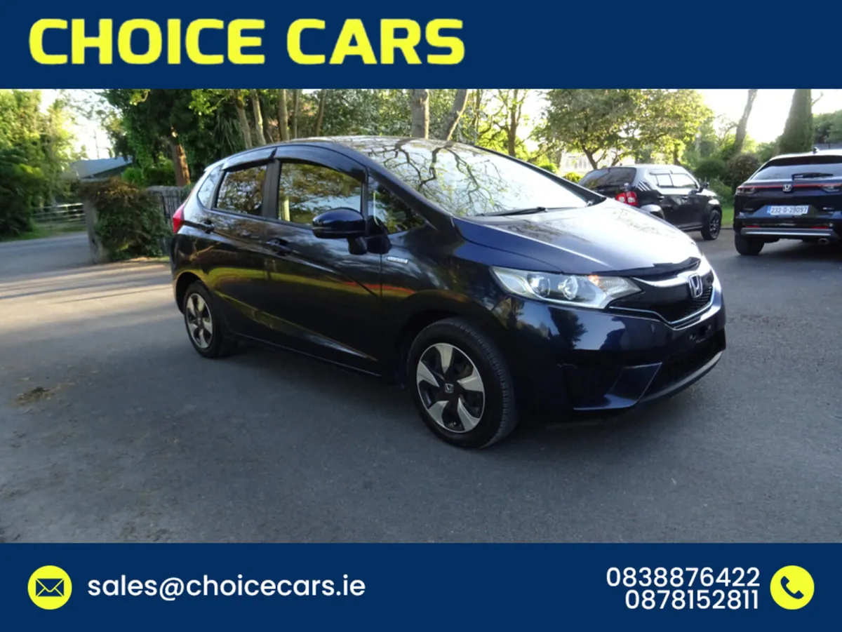 Honda Fit 1.5 AUTO HYBRID 162 REG - Image 1
