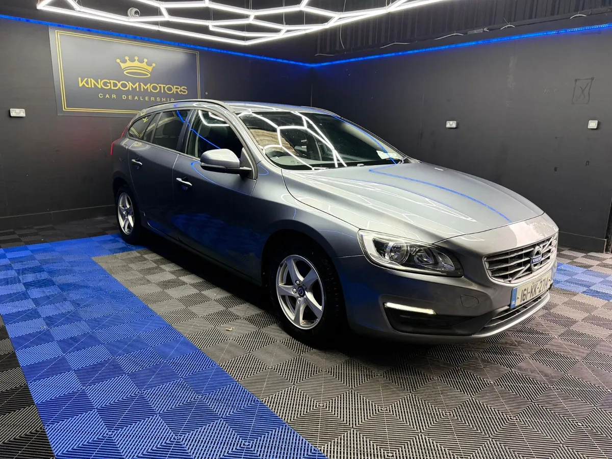 Volvo V60,2.0 diesel,1 OWNER,NCT 03/26 - Image 2