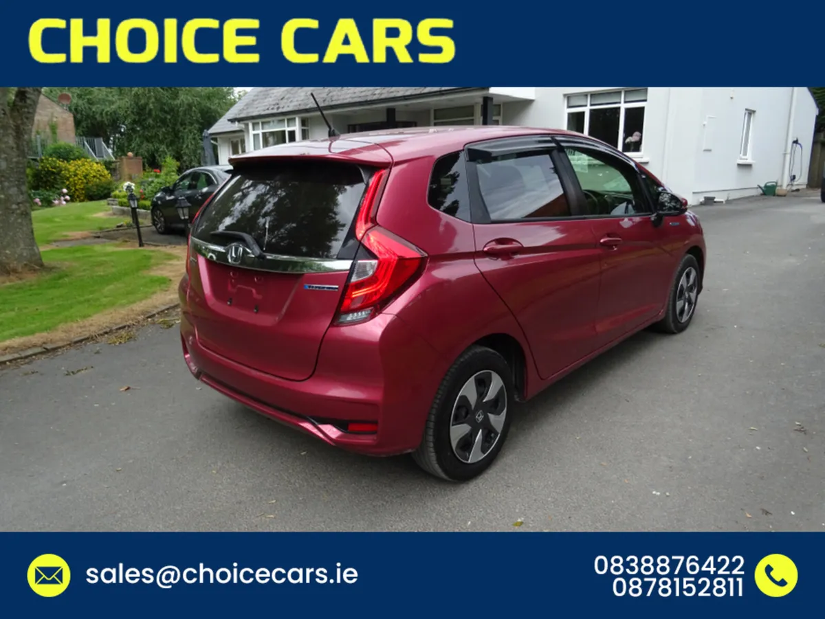 Honda Fit 1.5 AUTO HYBRID - Image 4